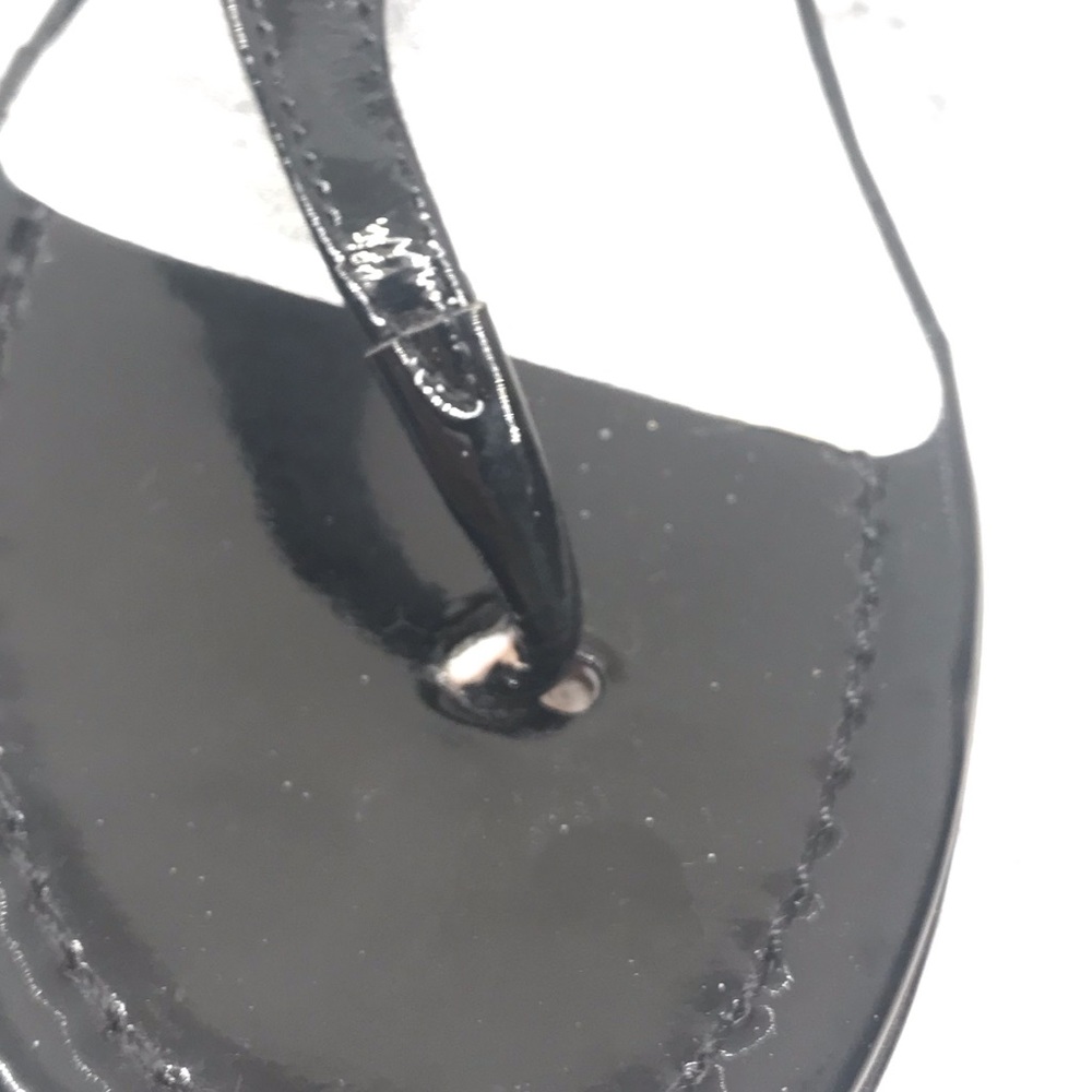 Donald Pliner Patent Sandals - Picture 5 of 7